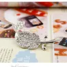 Feuille d'argent / plume avec strass - broche
