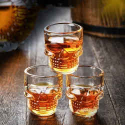Verre à shot tête de mort - 50 ml