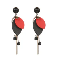 Boucles d'oreilles longues - feuilles de bois / perles noires