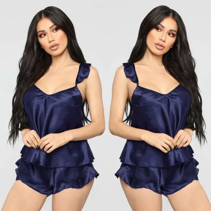 Pyjama sexy en satin - short - haut sans manches - ensemble