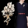 Fleur d'opale avec cristaux - broche