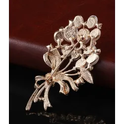 Fleur d'opale avec cristaux - broche