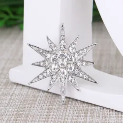 Broche étoile en cristal
