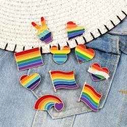 Broche design LGBT / arc-en-ciel - broche