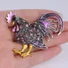 Broche coq en cristal