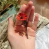 Trèfle rouge à quatre feuilles - broche élégante