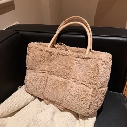 Trendy plush handbag - large capacityHandbags