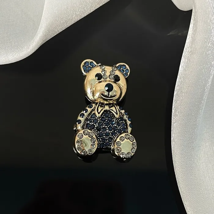 Broche ours en cristal