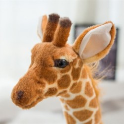 Girafe réaliste - jouet en peluche