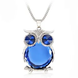 Collier en argent avec hibou en cristal