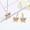 Parure de bijoux dorée - avec papillons - boucles d'oreilles / collier