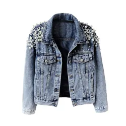 Veste courte en jean - avec perles décoratives