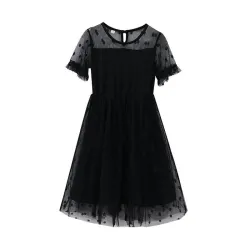 Élégante robe en mousseline noire à pois
