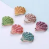 Coquille de cristal - broche élégante