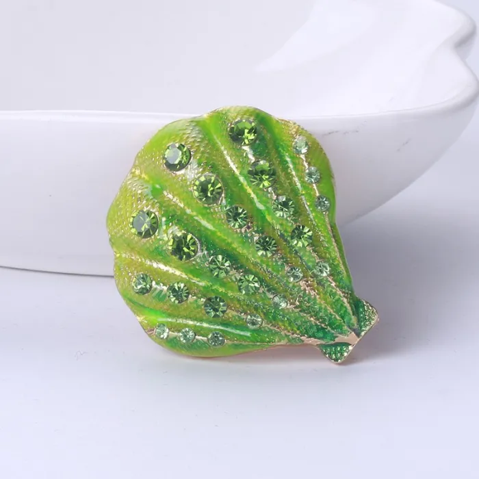 Coquille de cristal - broche élégante