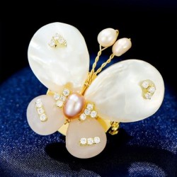 Pearl shell butterfly - with crystals / pearlsBrooches