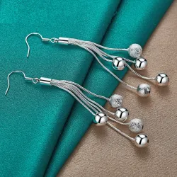 Boucles d'oreilles longues en argent - chaînes avec perles