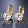 Boucles d'oreilles luxueuses avec cristaux