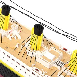 NQD 757 1/325 2.4G 80cm - Bateau RC Titanic - bateau électrique avec lumière - jouet RTR