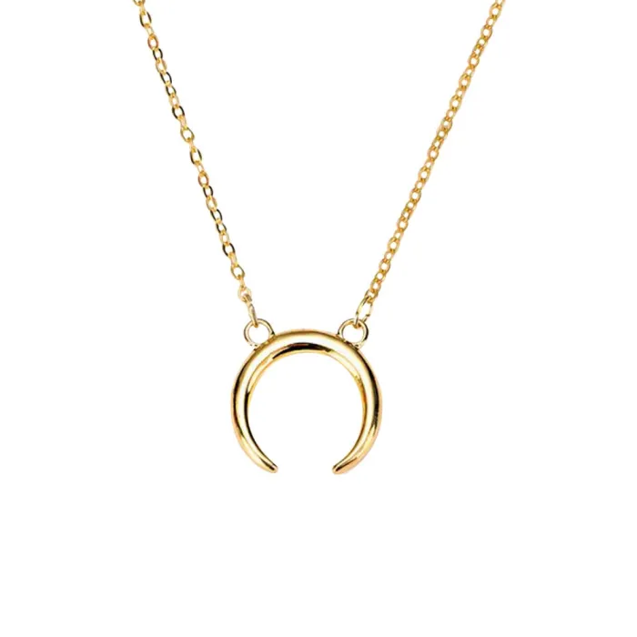 Collier pendentif demi-lune