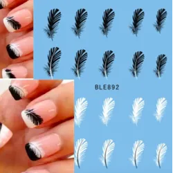 Plumes noires / blanches - autocollants pour ongles - nail art - 20 pièces