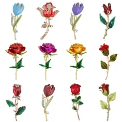 Broche en forme de fleurs - roses / tulipes