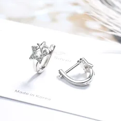 Boucles d'oreilles en argent avec une double étoile / cristaux