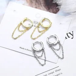 Petites boucles d'oreilles rondes - avec une double chaîne