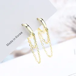 Petites boucles d'oreilles rondes - avec une double chaîne