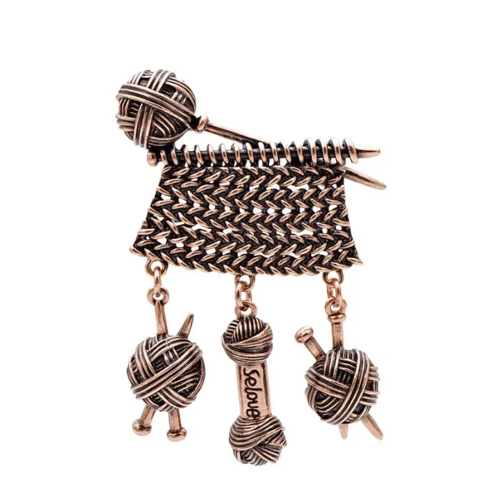 Tissage boule/fil - broche vintage