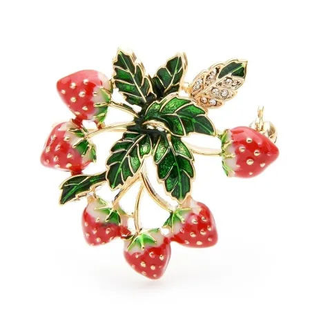 Élégante broche fraise en cristal avec feuilles