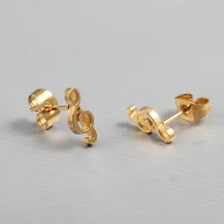 Boucles d'oreilles en marque d'or