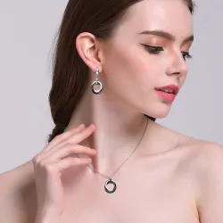 Boucles d'oreilles rondes en céramique noire & collier