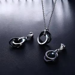 Boucles d'oreilles rondes en céramique noire & collier
