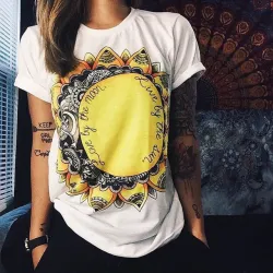 T-shirt femme manches courtes avec imprimé