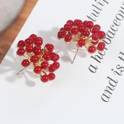 Pearl flower - small stud earringsEarrings