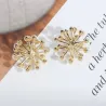 Fleur perle - petites boucles d'oreilles