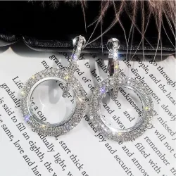 Elegant crystal earringsEarrings