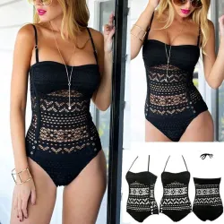 Un maillot de bain avec poussoir