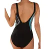 Un maillot de bain avec poussoir