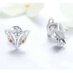 Petites boucles d'oreilles de renard en cristal