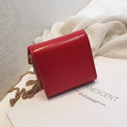 Petit sac élégant avec arc & chaîne