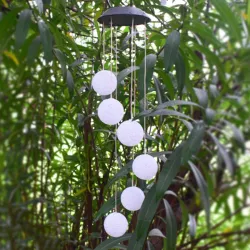 LED solaire alimenté par le vent chimes lumière - balles suspendues - lampe