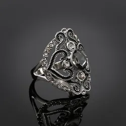 Carving pattern - hollow ring with crystalsRings