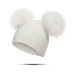 Chapeau d'hiver pour enfants avec pom pom
