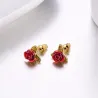 Boucles d'oreilles en or avec rose rouge