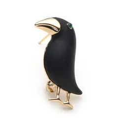 Broche élégante avec corbeaux noirs