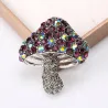 Champignon avec des cristaux colorés - broche