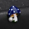 Champignon avec perle - broche élégante