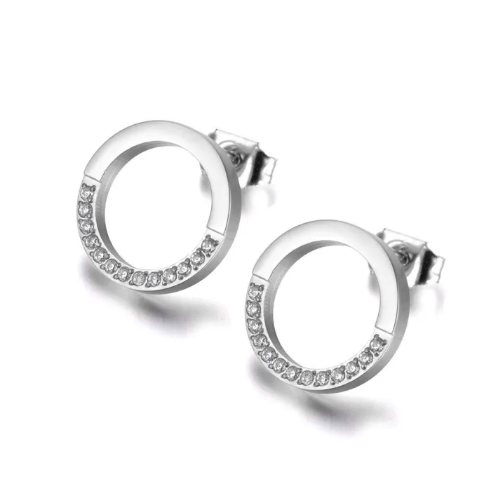 Boucles d'oreilles rondes en or rose avec des cristaux